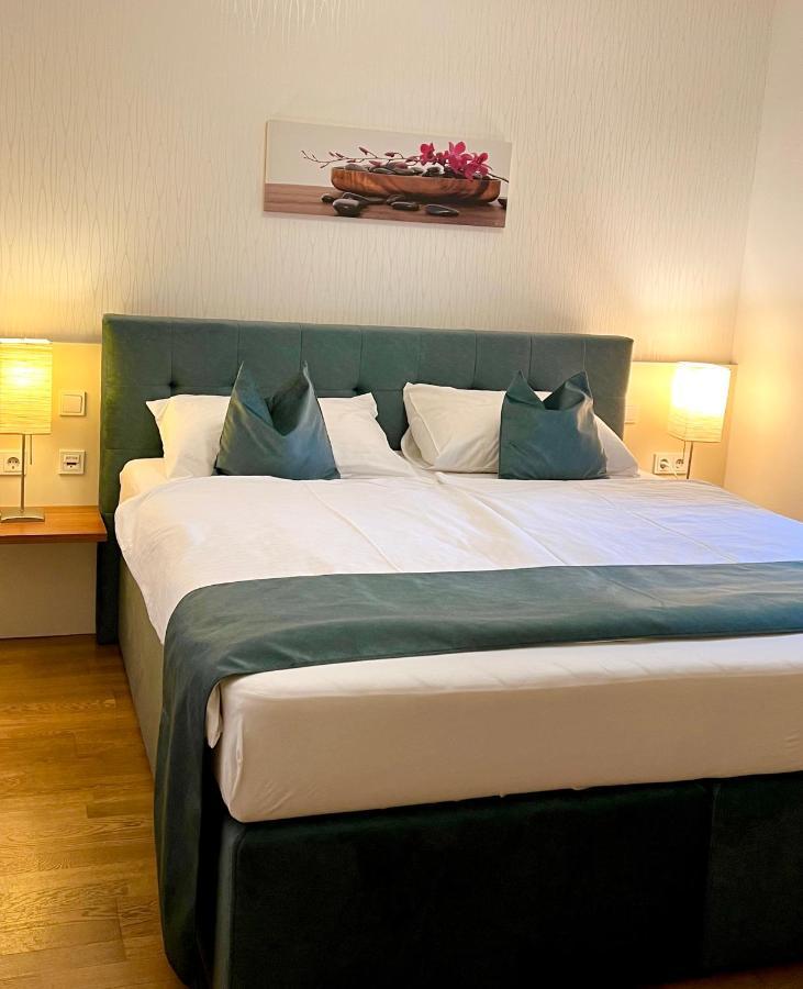 Home Sweet Apartments - A Cozy Welcome فيينا المظهر الخارجي الصورة